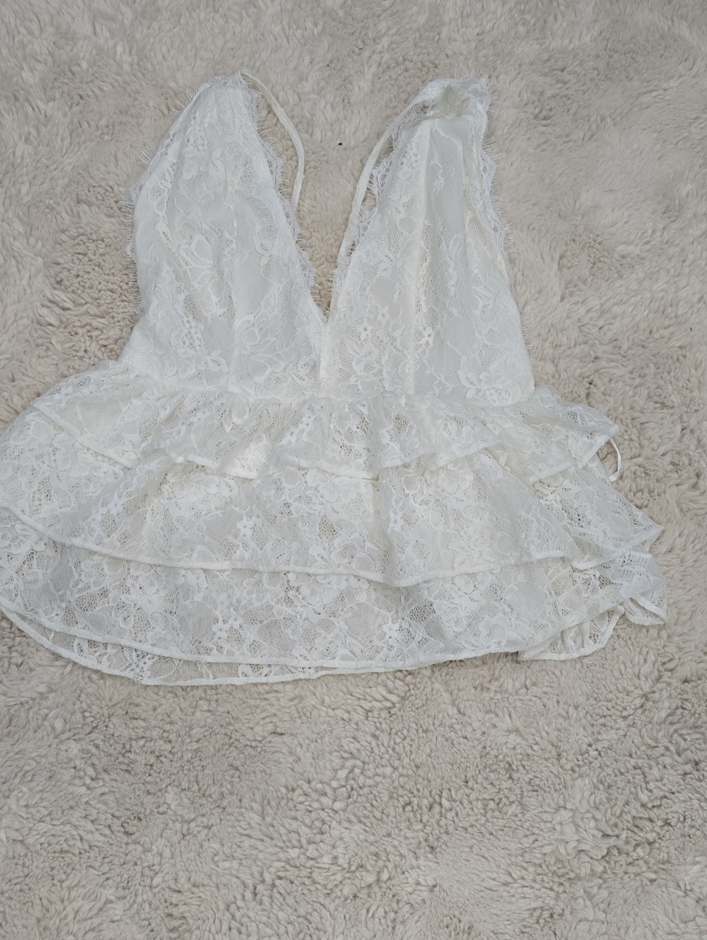 Kimchi Blue White Lace Ruffled Plunge Tank Top